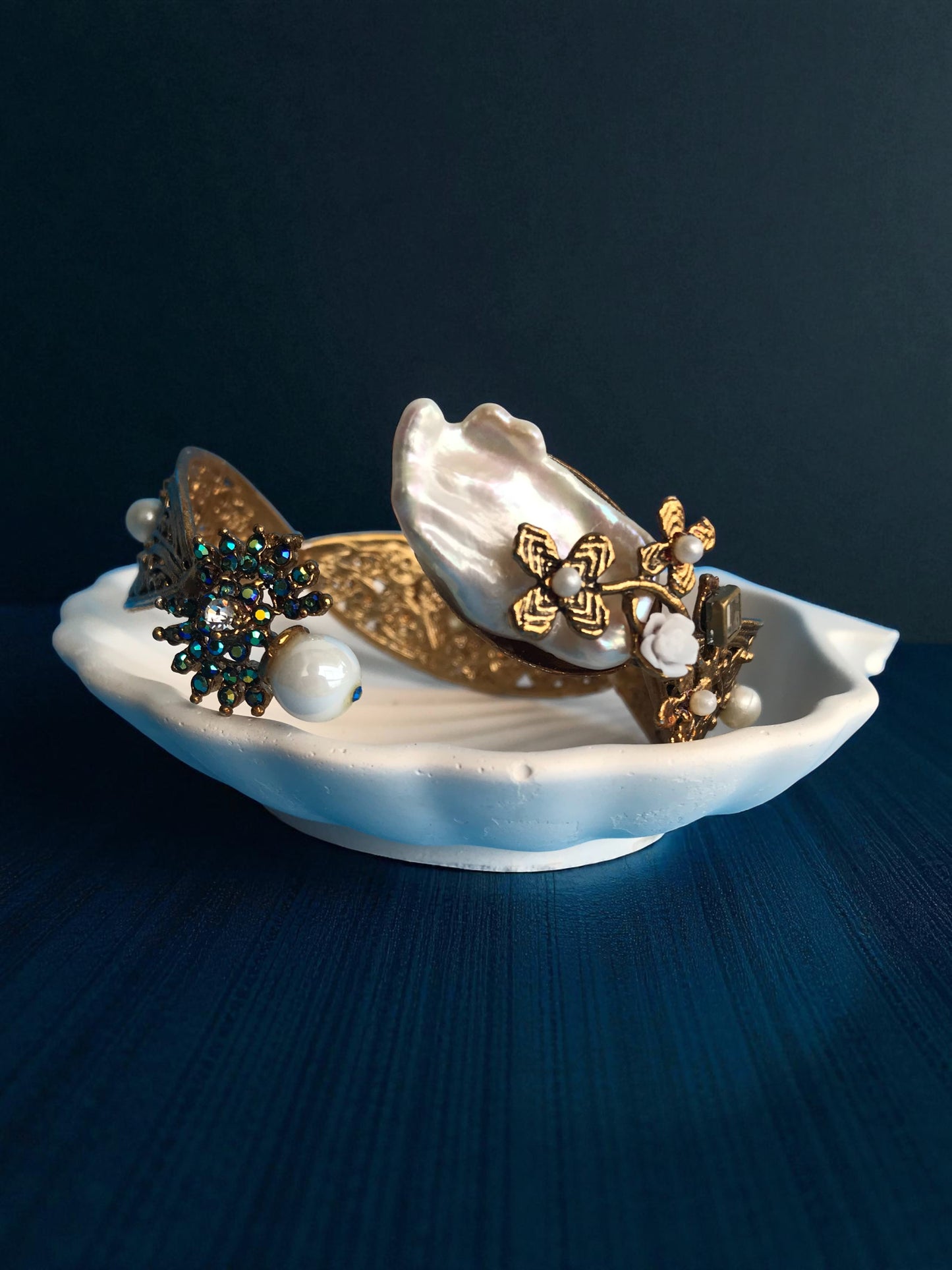 Maharani Pearl Bangle