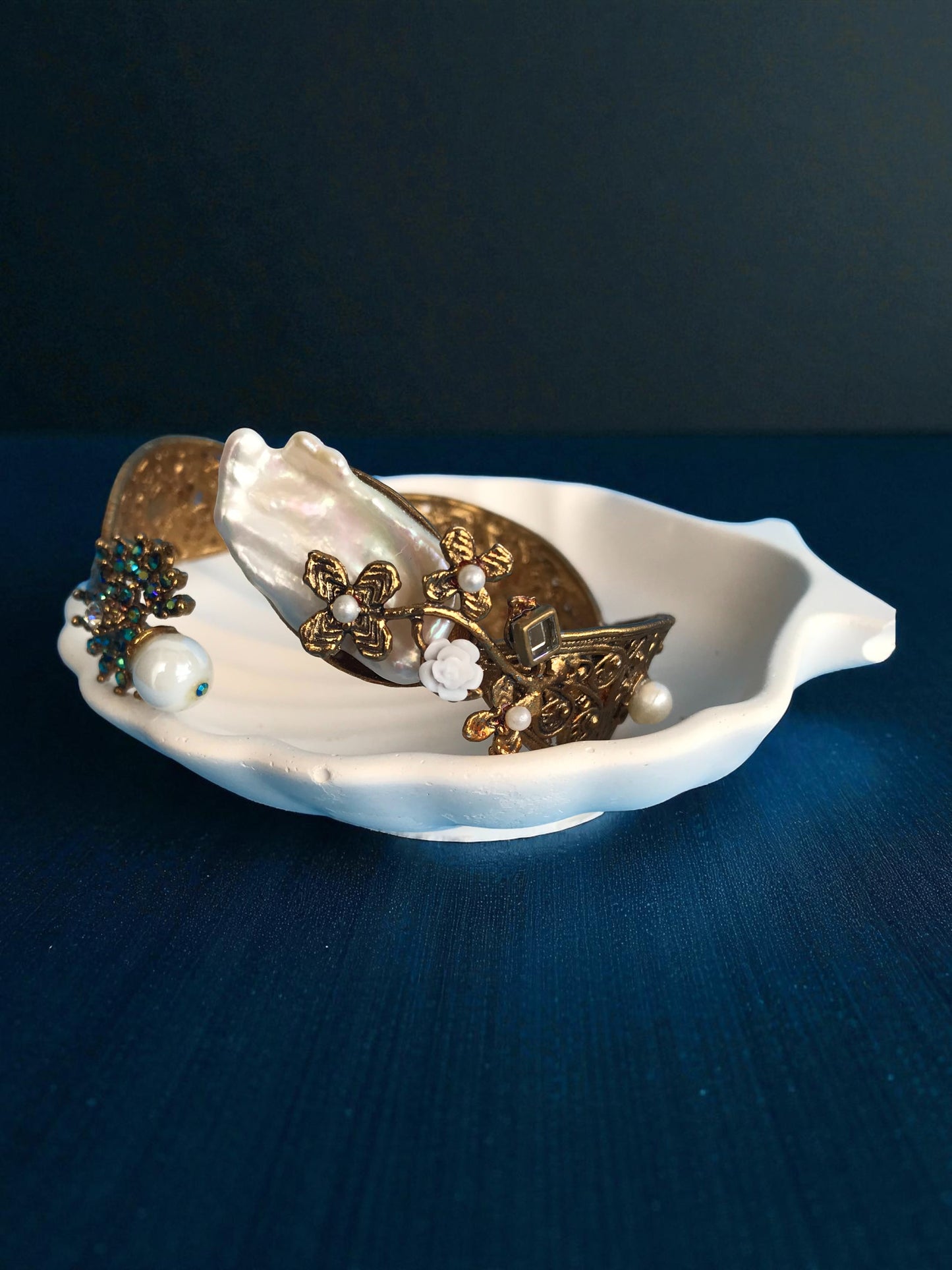 Maharani Pearl Bangle